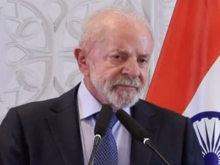 Lula criticou a forma como taxações foram anunciadas pelo governo americano e defendeu que o Brasil agregue valores próprios