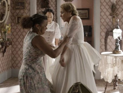 “eta-mundo-melhor!”:-dita-descobre-acordo-de-candinho-e-rasga-vestido-de-noiva-de-zulma