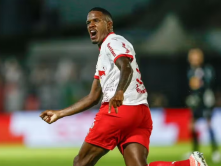 bragantino-multa-zagueiro-por-comentario-machista-apos-eliminacao-no-paulistao