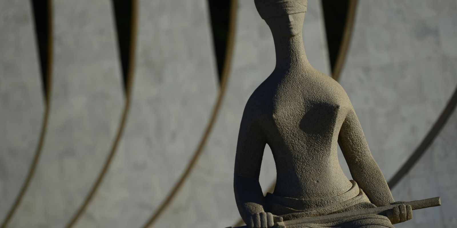 stf-inicia-julgamento-sobre-pagamento-de-penduricalhos-a-servidores