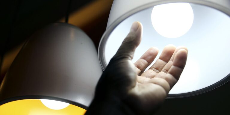 Contas de luz seguem com bandeira tarifåria verde em março