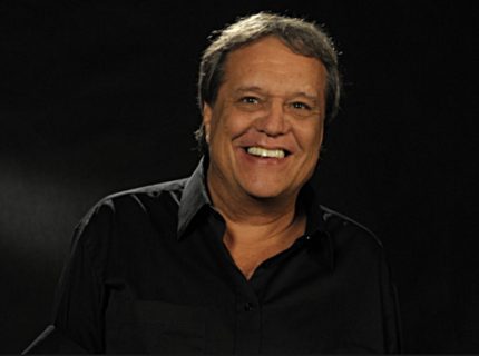 globo-muda-programacao-deste-sabado-para-homenagear-dennis-carvalho