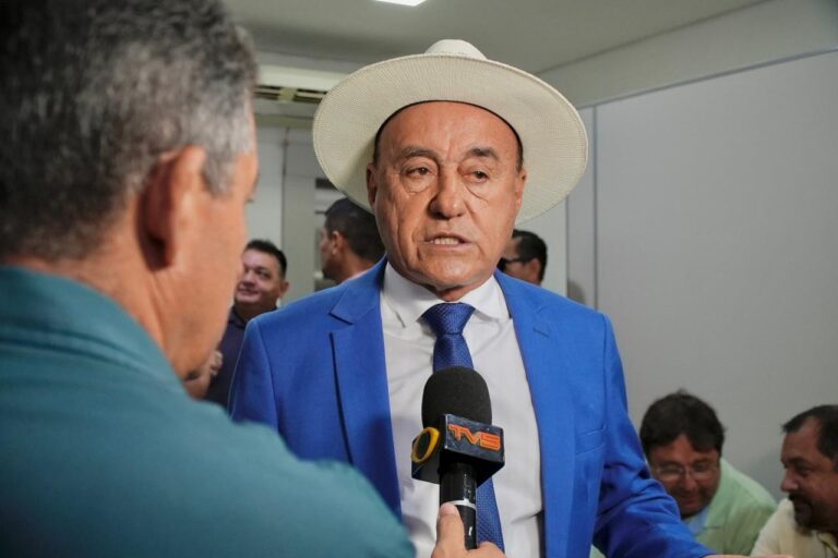 Tião Bocalom como uma espécie de “Don Quixote” acrea