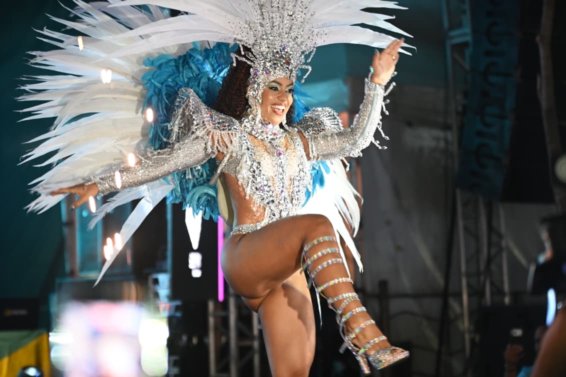 Durante a performance, Érica aliou elegância e firmeza ao destacar seu maior sonho | Foto: Juan Diaz, ContilNet