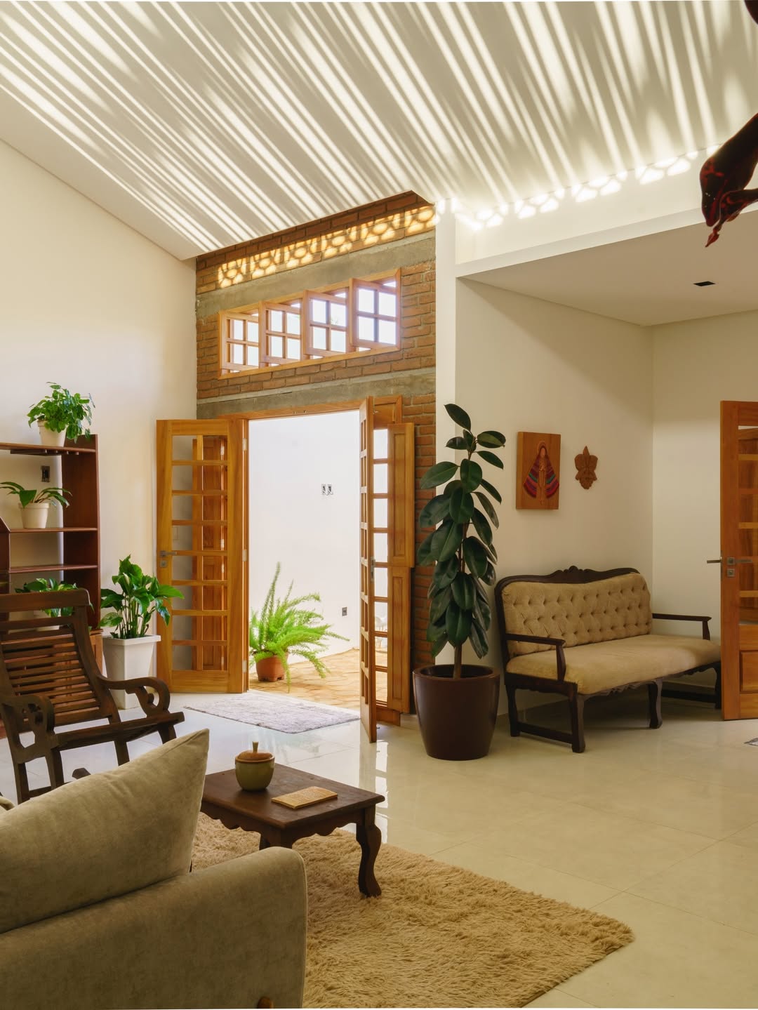 Reforma de residência em Feira Nova venceu o ArchDaily Building of the Year 2026 na categoria “Casas”, com mais de 120 mil votos em votação internacional. 