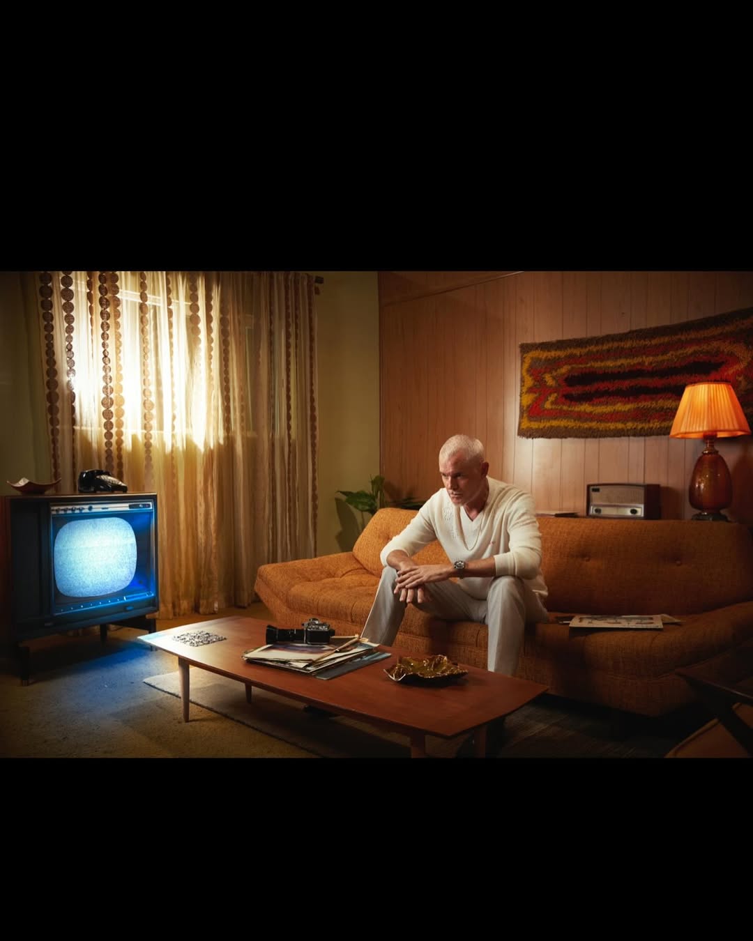 Ator ficou conhecido mundialmente por interpretar personagens intensos em séries dramáticas.