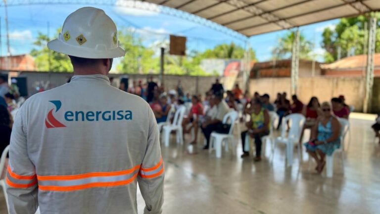 Energisa na Comunidade e Nossa Energia levam eficiência energética, orientação e serviços à população acreana