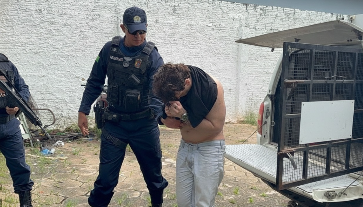 Uma ocorrência inicialmente registrada como suposto roubo em andamento terminou com a condução de dois homens à delegacia.