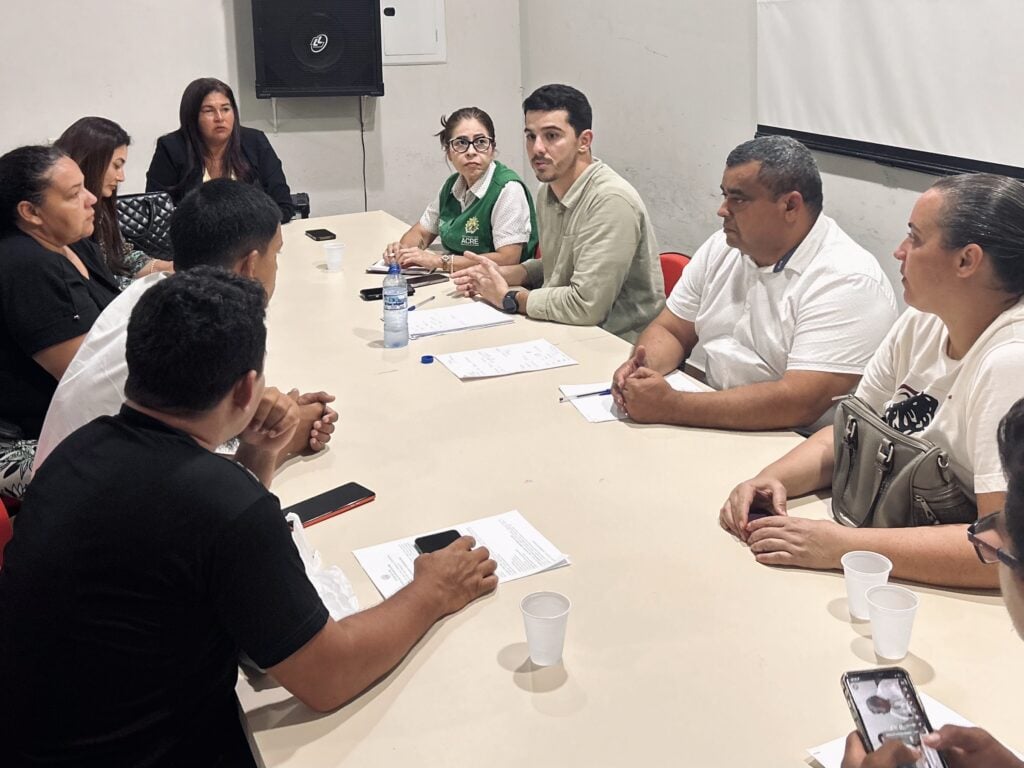 Governo mantém entrega do Hospital de Feijó para abril após manifestação | Foto: Kalyel Vieira/Seop