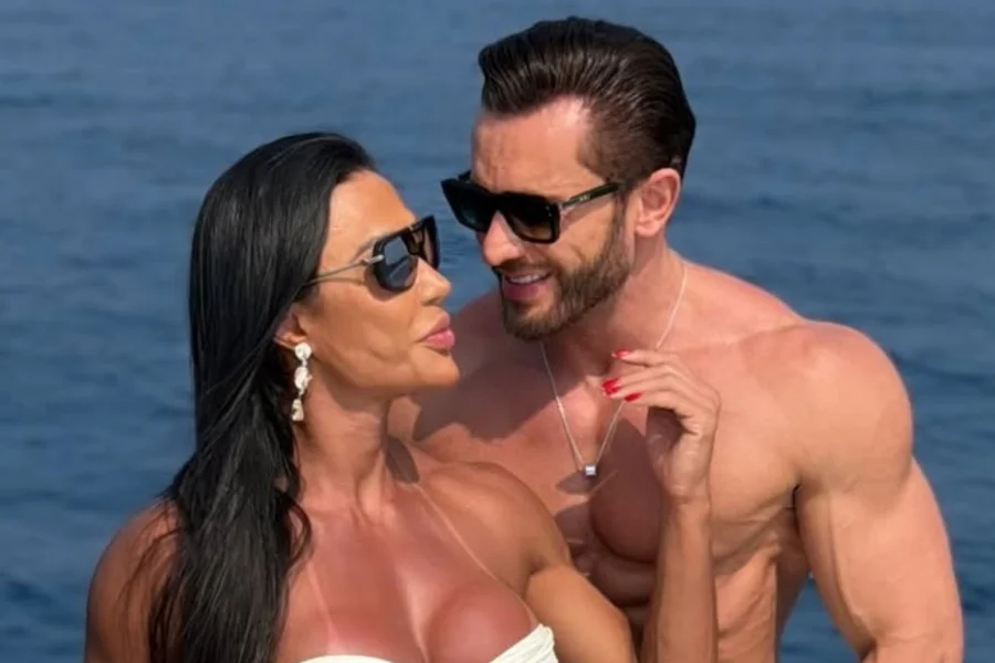 Gracyanne Barbosa aproveita viagem de luxo nas Maldivas com o namorado Gabriel Cardoso.