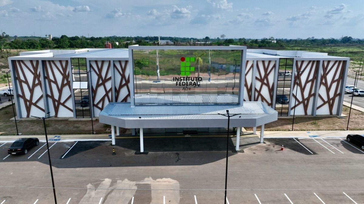 O Ifac abriu inscrições para processo seletivo simplificado de professores que irão atuar no curso Drones e Impressora 3D.