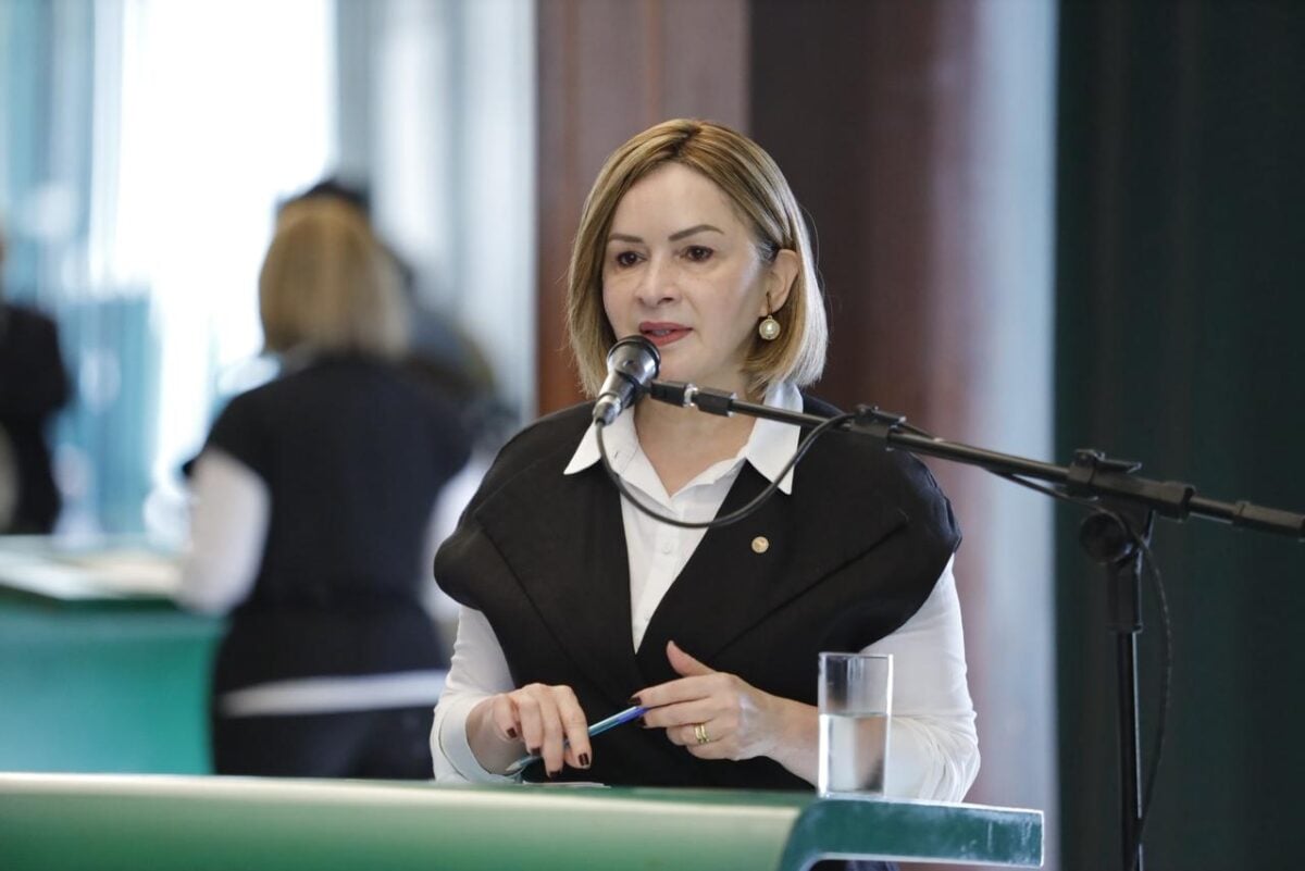 A deputada federal Socorro Neri se posicionou sobre as denúncias do suposto estupro coletivo envolvendo quatro atletas do Vasco do AC.