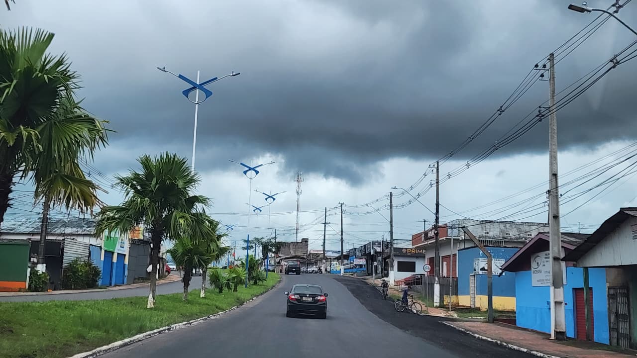 Inmet emite alerta de chuvas intensas para o Acre