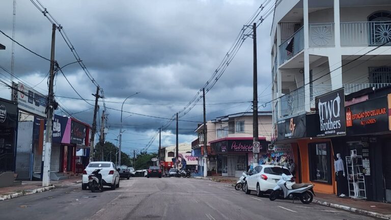 Terça-feira será de calor intenso e chuvas rápidas no Acre