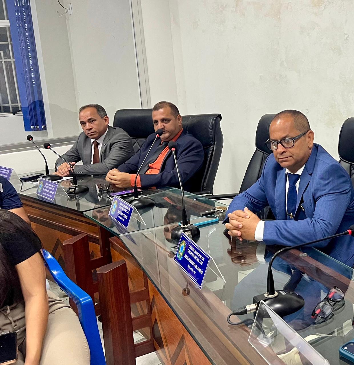 Abertura dos trabalhos legislativos 2026 em Cruzeiro do Sul.