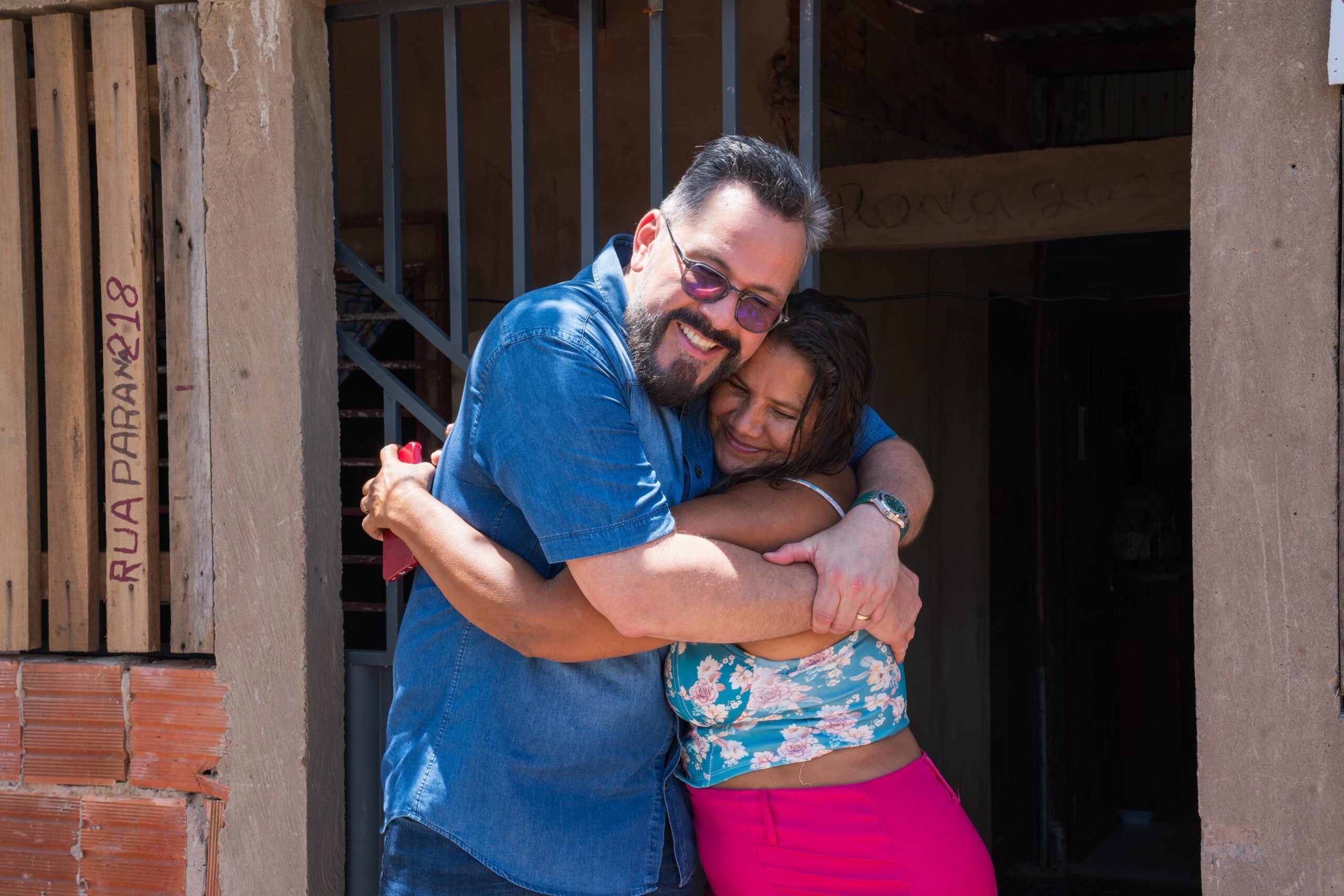 O senador Alan Rick esteve neste sábado, 7, nos bairros Belo Jardim e Parque dos Buritis, em Rio Branco