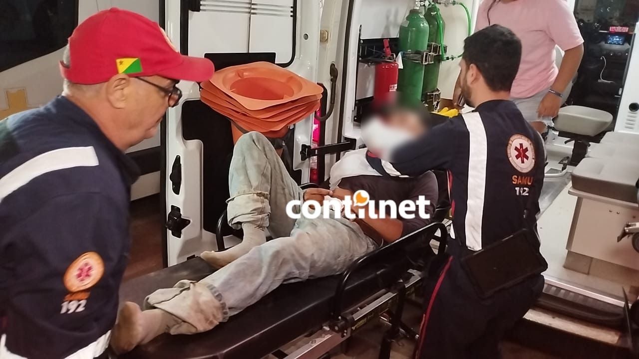 Evandro Ribeiro Barbosa, de 19 anos, ficou ferido na tarde deste domingo (8) após ser atingido pela cabeça de um touro em uma fazenda localizada na Vila do V, no município de Porto Acre