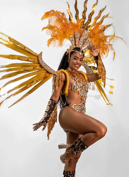 A corrida pelo posto de Rainha de Bateria do Carnaval de Rio Brancojá começou, e a disputa deste ano promete ser uma das mais acirradas.