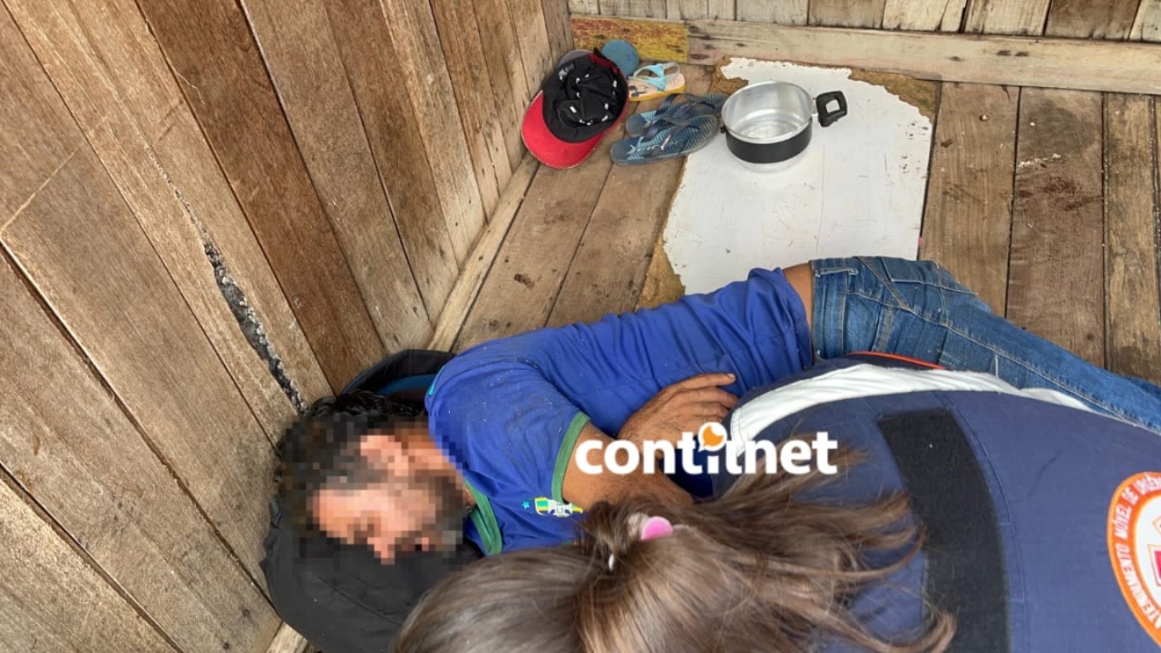 Mesmo ferido, Alex conseguiu correr e pediu ajuda a uma moradora