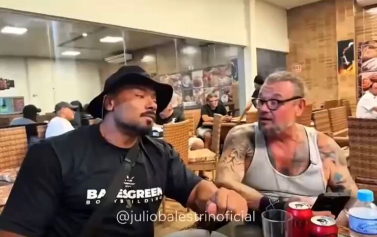 Richard Rasmussen planeja viagem ao Acre para vivenciar rituais com ayahuasca e conhecer tradições indígenas e movimentos religiosos da região.