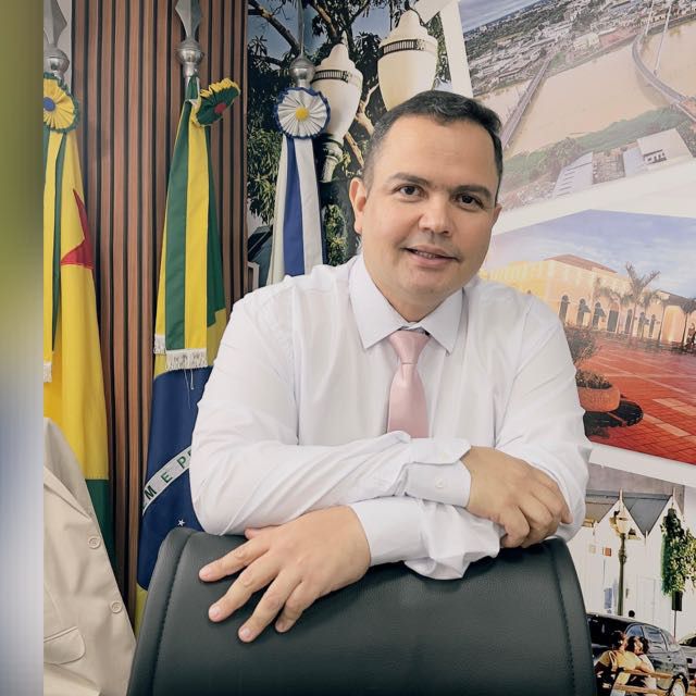 Lei de Leôncio Castro torna obrigatório uso de crachá por servidores municipais de Rio Branco