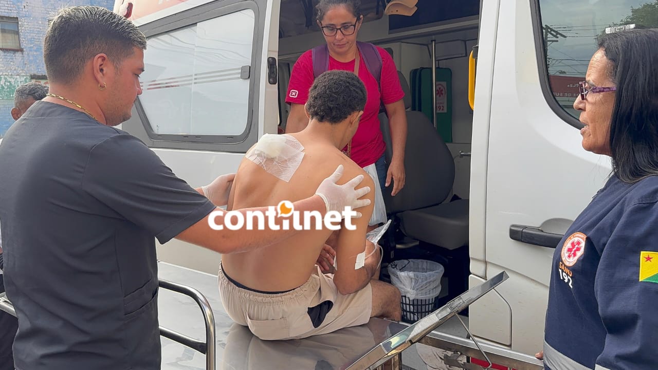 Acidente aconteceu em propriedade rural de Xapuri; vítima recebeu os primeiros atendimentos e segue estável em hospital.