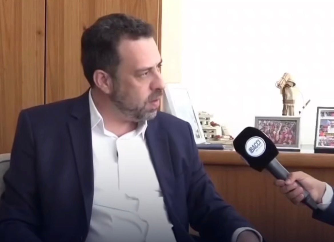 Guilherme Boulos declarou que não pretende concorrer nas próximas eleições, confirmou que seguirá no governo federal até o fim do mandato e reforçou que Lula é o único nome do grupo para 2026.