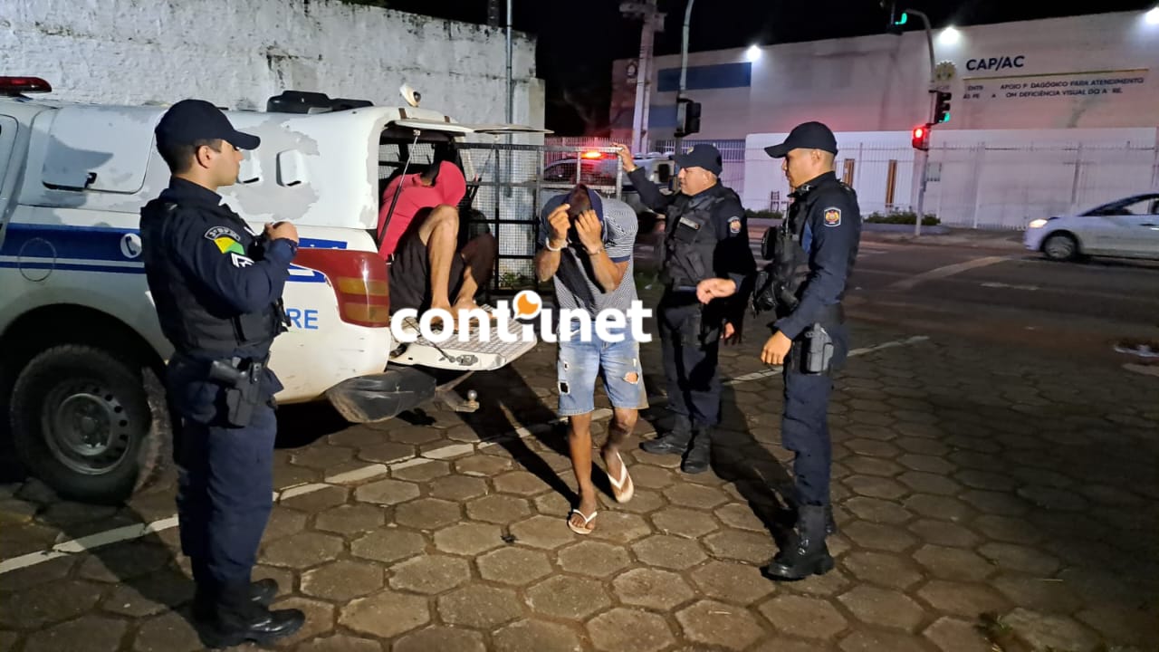 Operação prende dupla com skunk, pasta base e R$ 462 em ação da PM na região do Vale do Açaí, durante a Operação Pós-Carnaval 2026.