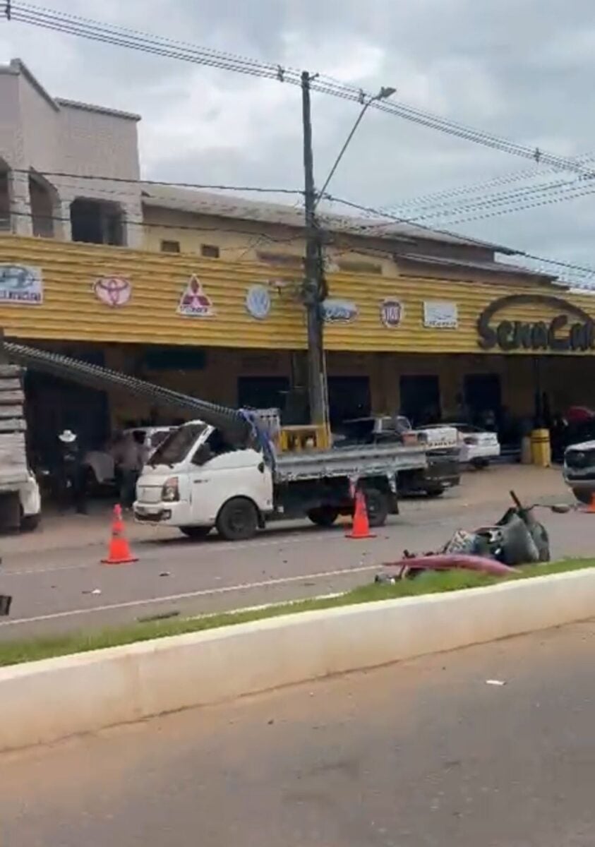 Grave acidente foi registrado na manhã desta sexta