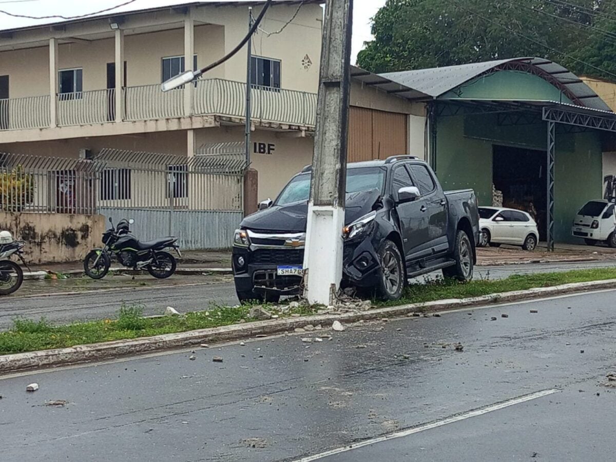 O acidente aconteceu em uma das avenidas de Cruzeiro do Sul