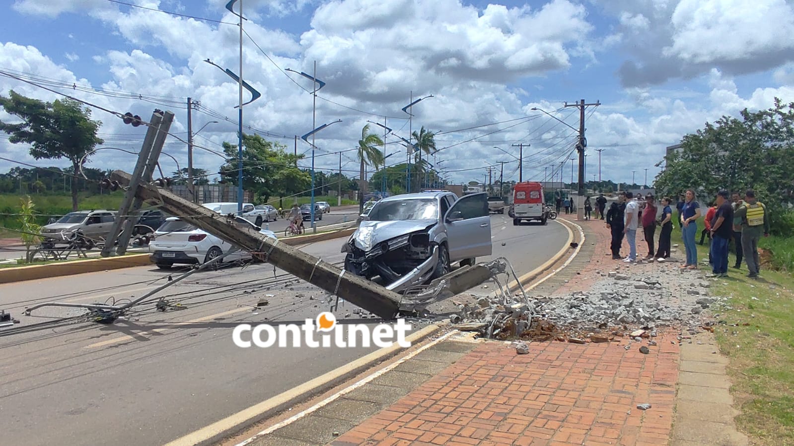 Test drive termina em acidente