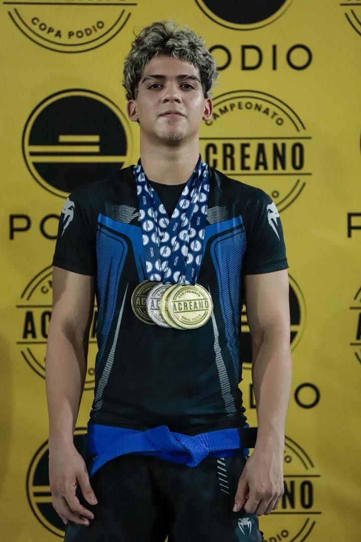 Atleta acreano se destaca na Copa Acre Pódio de Jiu-Jitsu e conquista quatro medalhas