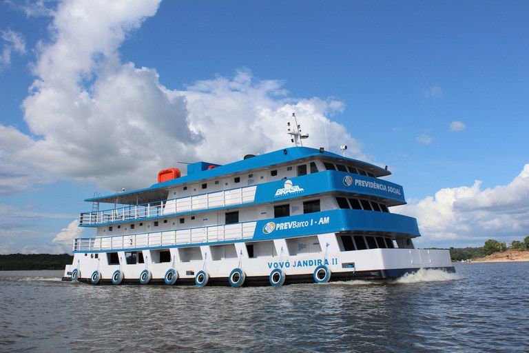 Durante o período em que estiver ancorado no porto municipal, o PrevBarco deve atender dezenas de pessoas diariamente