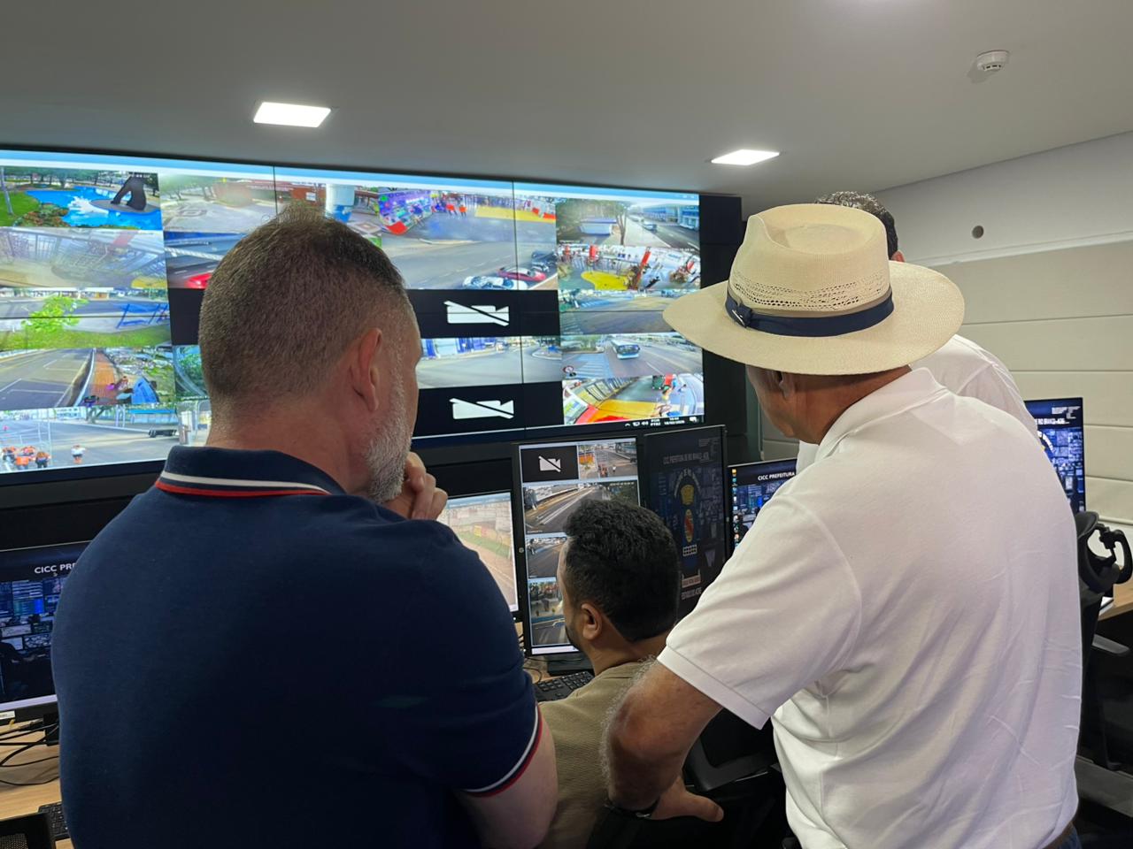 De acordo com o prefeito, foi a primeira vez que a Prefeitura utilizou um sistema capaz de contabilizar, em tempo real, a circulação do público.