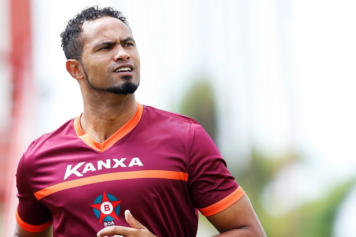 Goleiro Bruno afirma que pretende disputar eleição