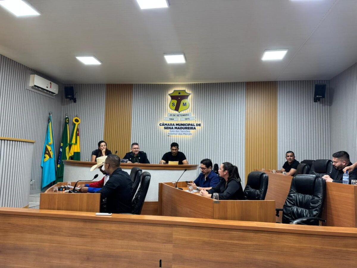 Câmara arquiva processo sobre confusão entre vereadores após decisão unânime