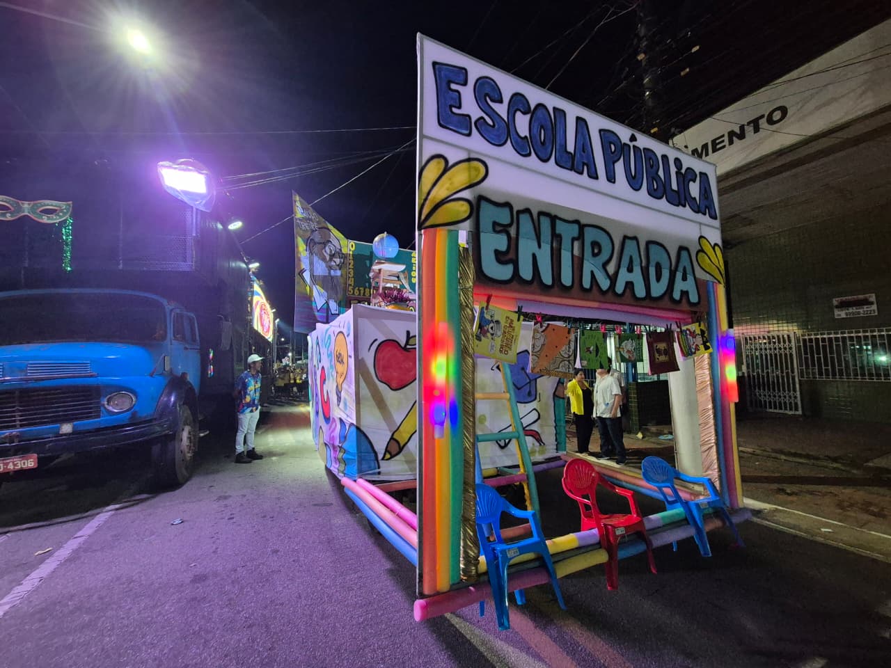 proposta é direta: mostrar que a periferia produz intelectuais, escritores, educadores e pensadores.