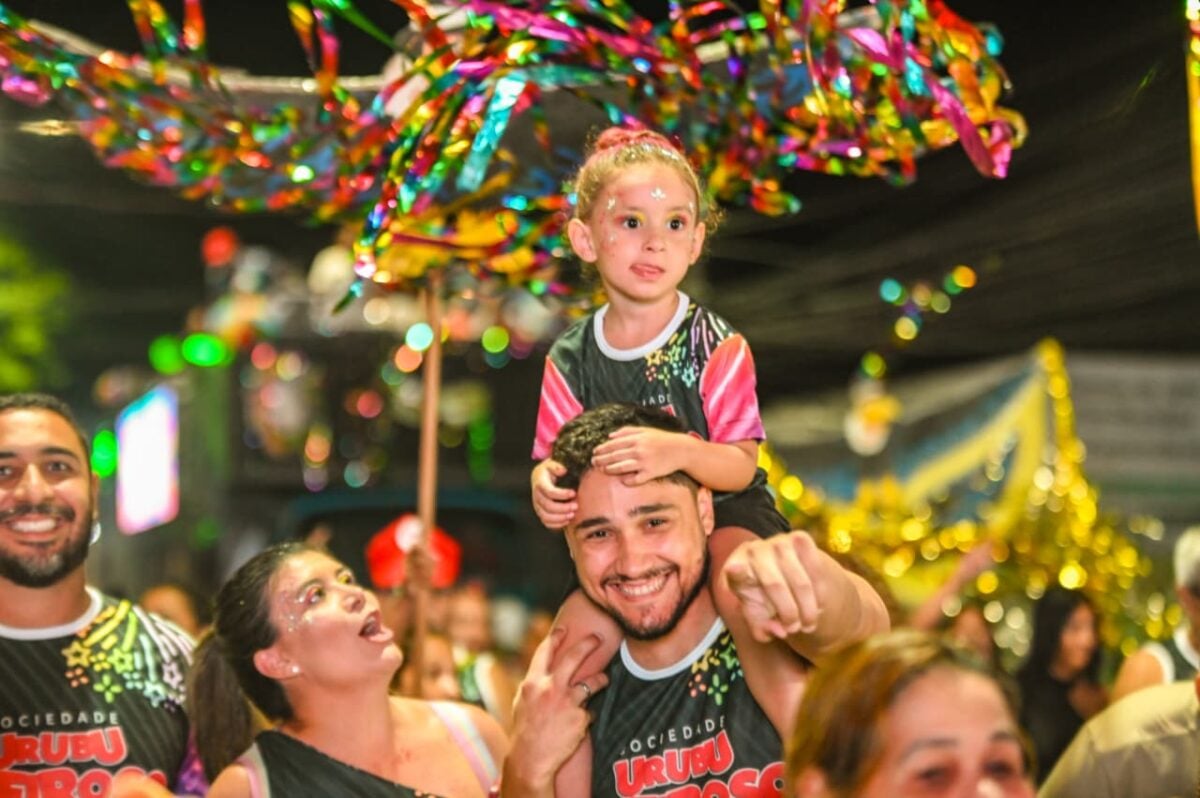 o Urubu Cheiroso mantém viva a tradição de transformar as ruas em espaço de encontro e pertencimento