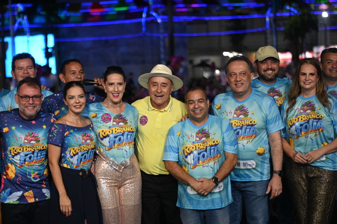 Ao lado dele, o vice-prefeito Alysson Bestene enfatizou o caráter inclusivo da programação | Foto: Juan Diaz, ContilNet