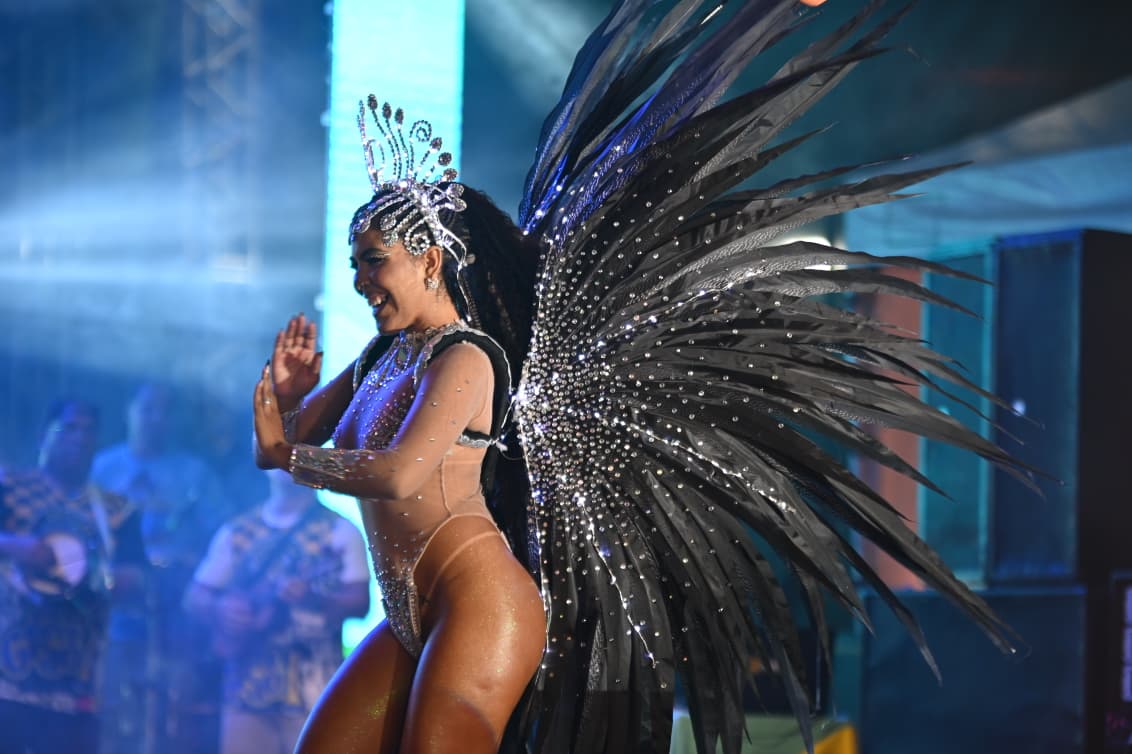 Karol Bombom, candidata que representou o Sambase