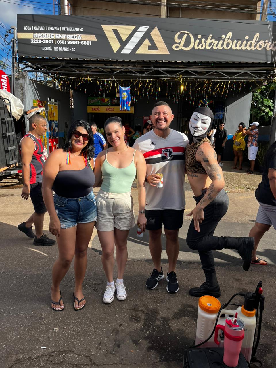 Com ruas tomadas por foliões e muita energia contagiante, o “Vai Quem Quer” reafirma seu lugar como símbolo do Carnaval de Rio Branco