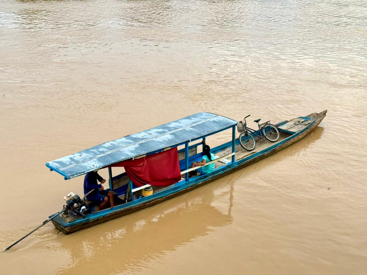 Antes da construção da ponte, a catraia era o único meio de ligação entre os dois distritos