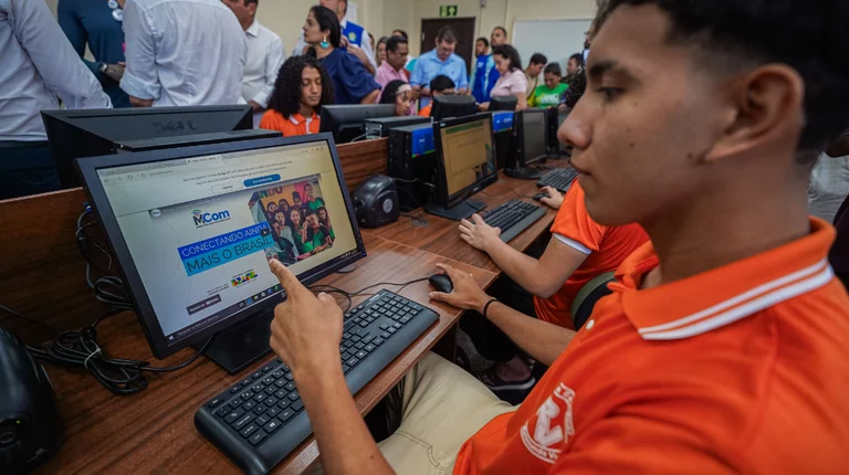 Acre tem pior índice de escolas com internet do país