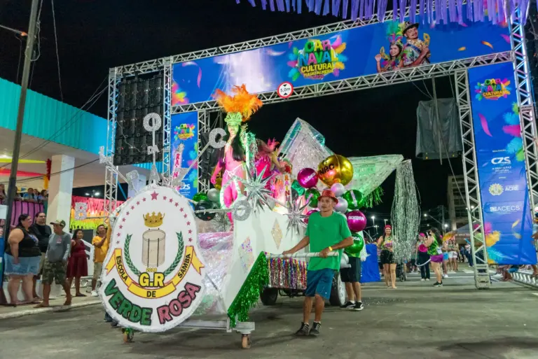 A segunda-feira (15) foi marcada pela apresentação de blocos e união no Carnaval Cultural Magid Almeida, em Cruzeiro do Sul.