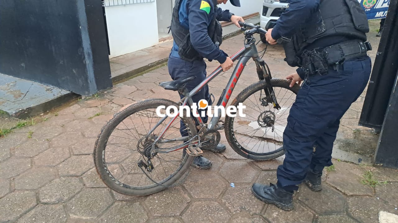 O caso chegou ao conhecimento da PM após uma mulher acionar o 190