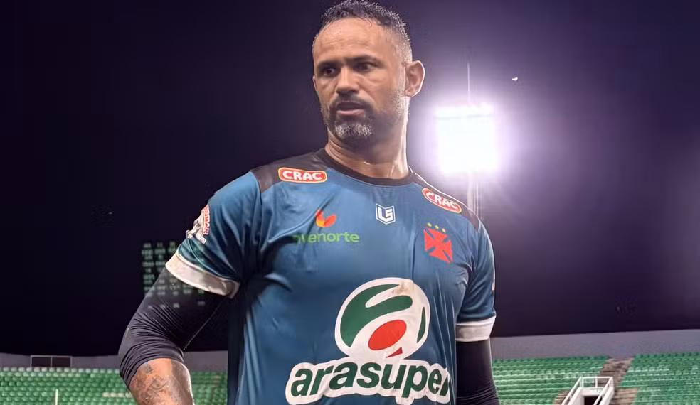 Técnico do Vasco-AC revela salário do Goleiro Bruno no clube em 2026.