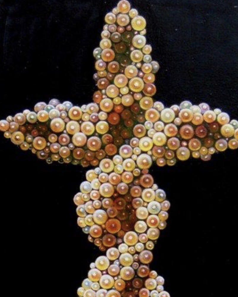 Mas o que torna essa proteína tão simbólica não é apenas sua função biológica.