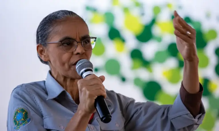 Marina Silva declara emergência ambiental no Acre por risco elevado de queimadas