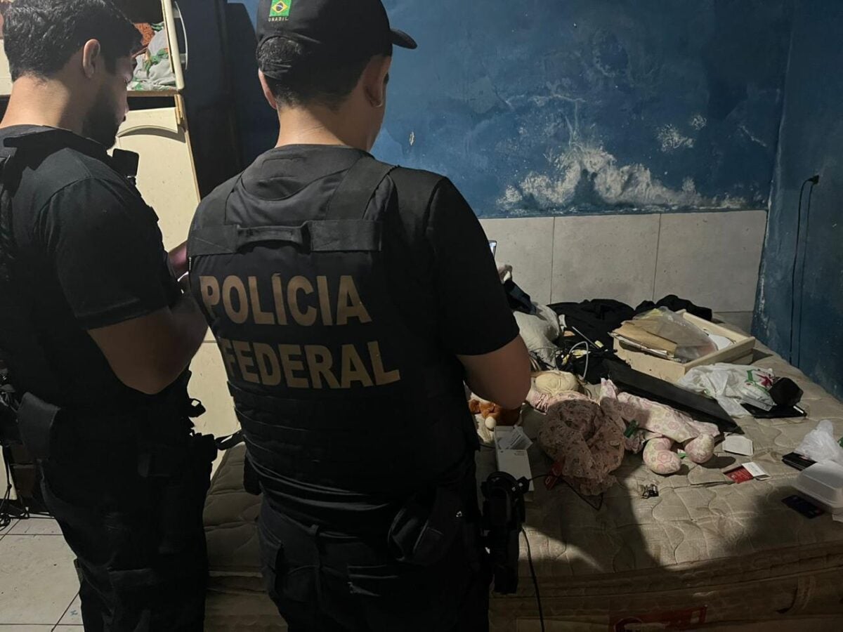 PF investiga oferta de arquivos ilegais na internet e cumpre mandados