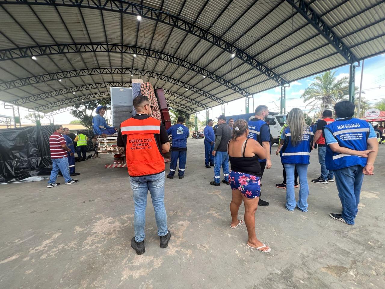 Operação de volta para casa é iniciada em Rio Branco e deve beneficiar 39 famílias